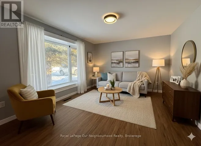UPPER - 741 MARYLAND AVENUE, Peterborough (Otonabee Ward 1), Ontario K9J4P5