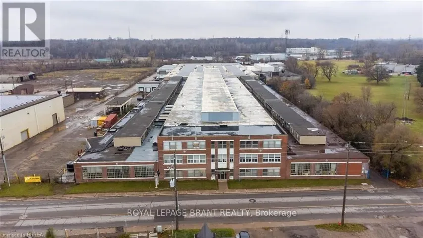 D - 148 MOHAWK STREET, Brantford, Ontario N3S7G5
