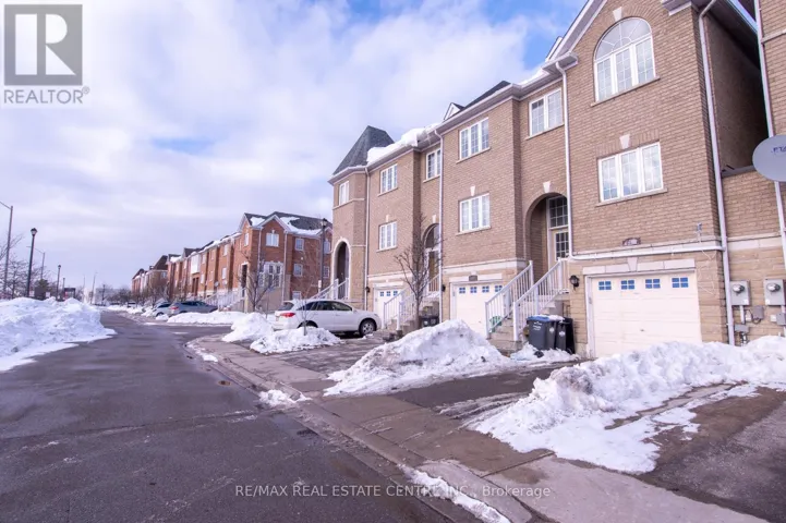 5685 RETREAT STREET, Mississauga (Hurontario), Ontario L5R0B4