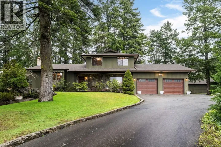4395 Liberto Rd, Saanich, British Columbia V9E2C4