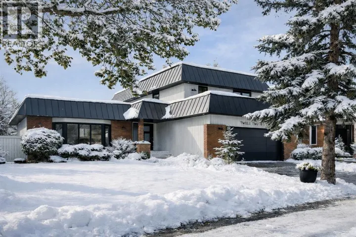 12215 Lake Erie Way SE, Calgary, Alberta T2J2L9