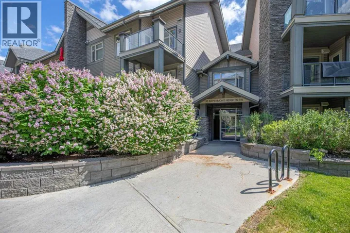 223, 35 Aspenmont Heights SW, Calgary, Alberta T3H0E5