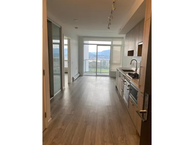 3103 13350 CENTRAL AVENUE, Surrey, British Columbia V3T0S1