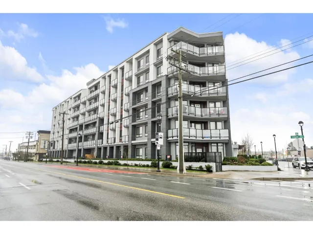 520 20360 LOGAN AVENUE, Langley, British Columbia V3A0P5