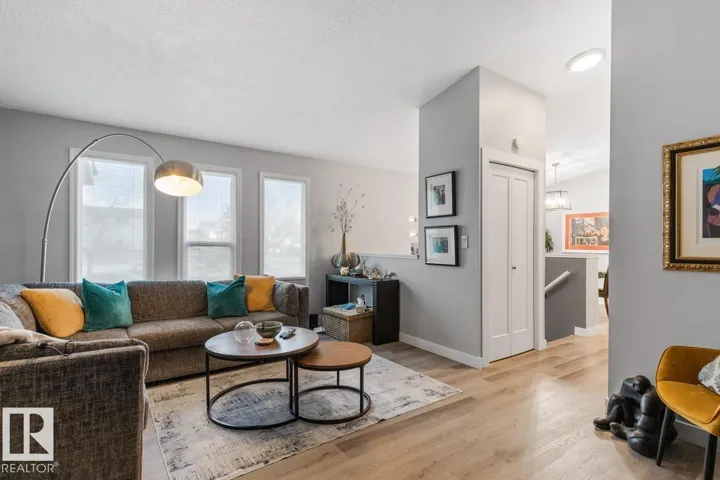 6411 180 ST NW, Edmonton, Alberta T5P2P3