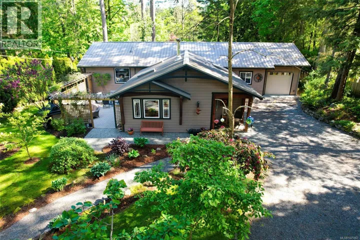 1126 North Rd, Gabriola Island, British Columbia V0R1X3