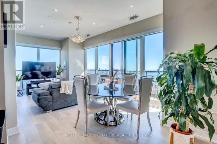 LPH05A - 30 SHORE BREEZE DRIVE, Toronto (Mimico), Ontario M8V0J1