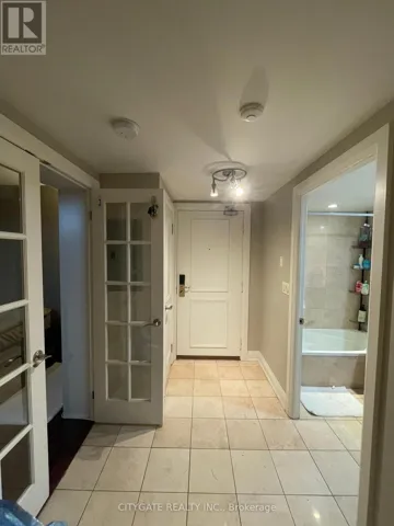 604 - 2737 KEELE STREET, Toronto (Downsview-Roding-CFB), Ontario M3M2E9