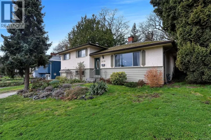 3410 Browning St, Saanich, British Columbia V8P4E1