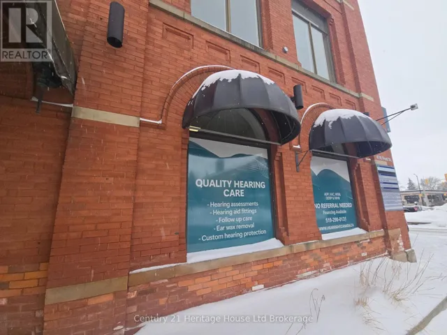 476 PEEL STREET, Woodstock (Woodstock - South), Ontario N4S1K1