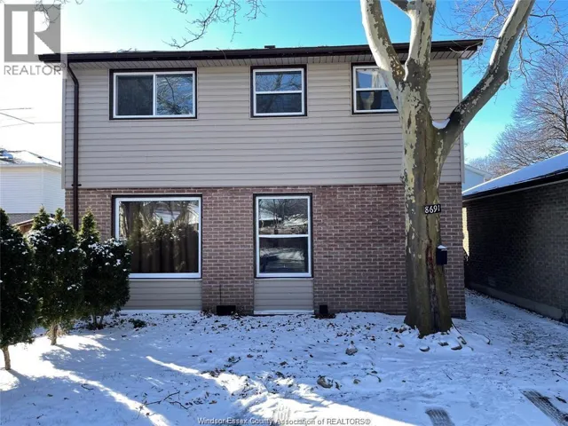 8691 DARLINGTON, Windsor, Ontario N8S4M5