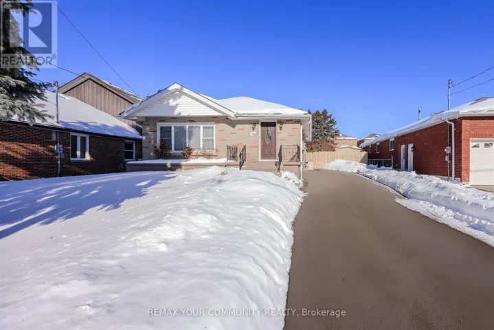 UPPER - 18 RAILWAY STREET, Vaughan (Maple), Ontario L6A1P7
