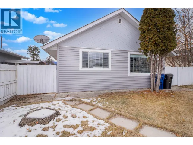 1815 2nd Street S, Cranbrook, British Columbia V1C1C6