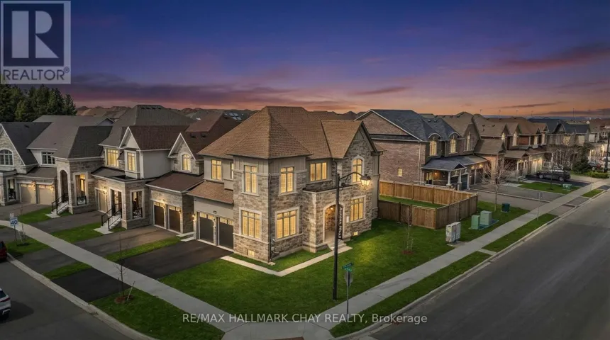 260 SIKURA CIRCLE, Aurora, Ontario L4G3Y8