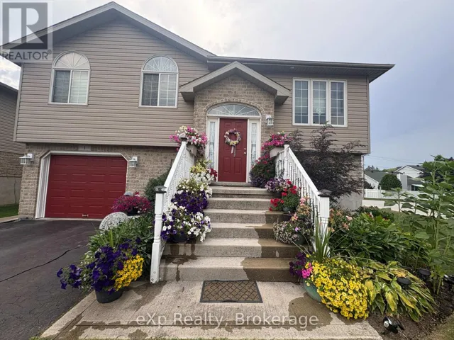1 ST. ANDREWS DRIVE, Meaford, Ontario N4L0A2