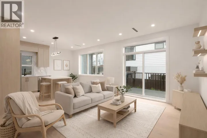 2 3508 E PENDER STREET, Vancouver, British Columbia V5K2E3