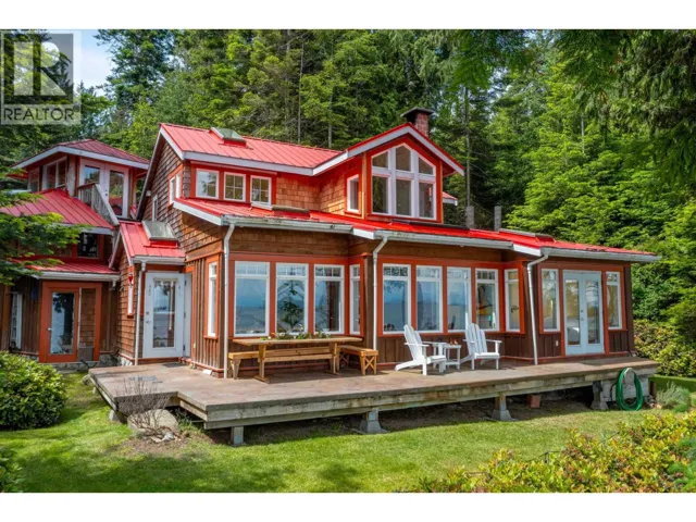 105 ISLAND PARK DRIVE, Galiano Island, British Columbia V0N1P0