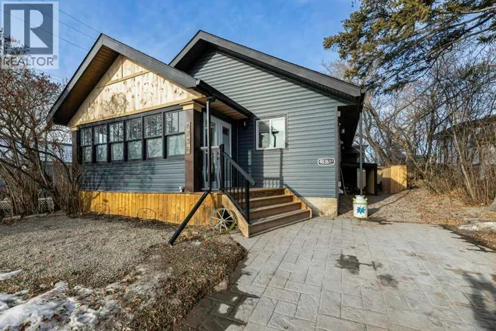 4836 49 Street, Innisfail, Alberta T4G1N2