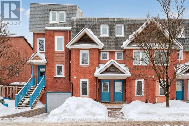 90D TEMPLETON STREET E, Ottawa, Ontario K1N6X3