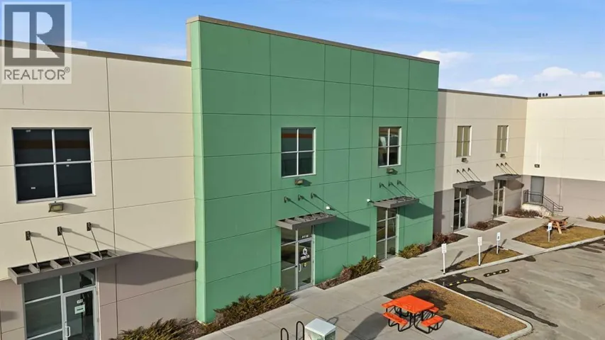 110,114, 10748 74 Street SE, Calgary, Alberta T2C5N6