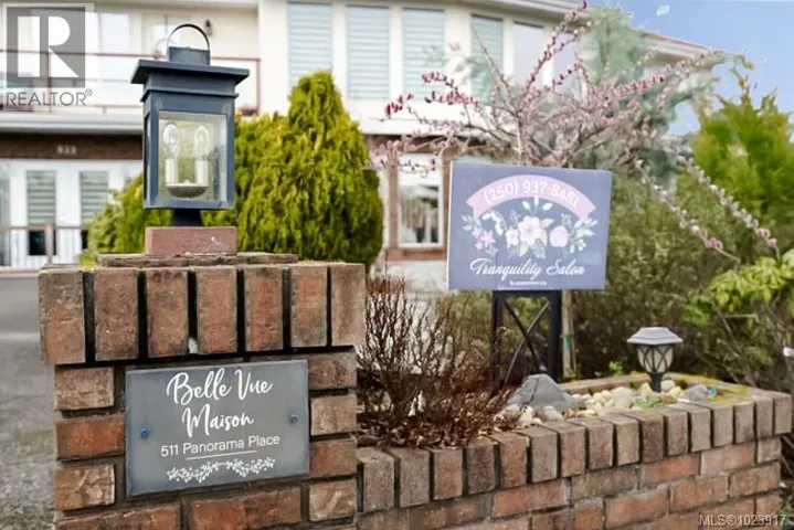 511 Panorama Pl, Parksville, British Columbia V9P1A4