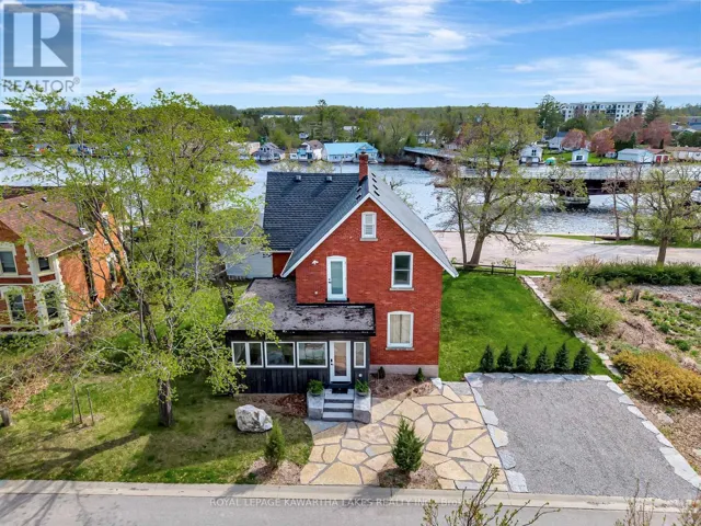 45 OAK STREET, Kawartha Lakes (Fenelon Falls), Ontario K0M1N0
