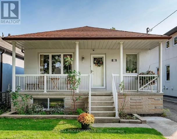 UPPER - 27 STOCK AVENUE, Toronto (Islington-City Centre West), Ontario M8Z5C3