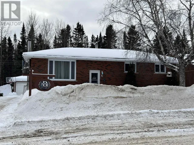 37 Terrace Heights, Terrace Bay, Ontario P0T2W0