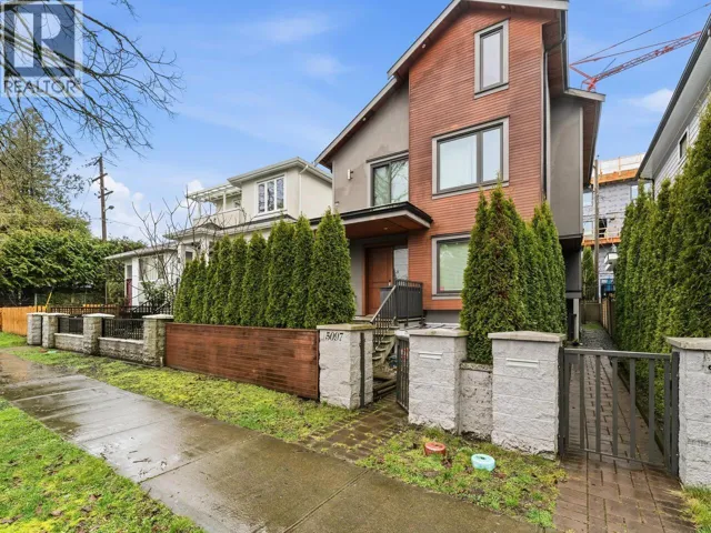 5095 MOSS STREET, Vancouver, British Columbia V5R3T6