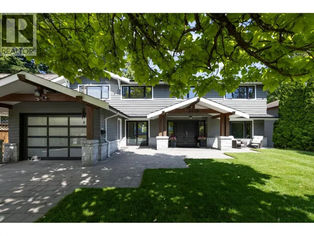 2678 AILSA CRESCENT, North Vancouver, British Columbia V7K2B2