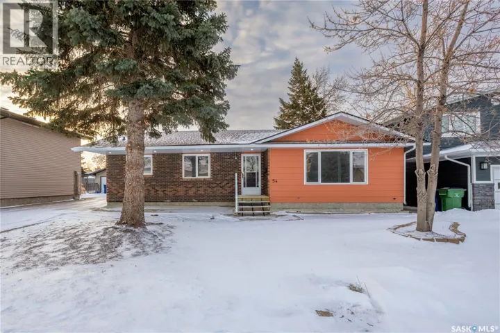 54 Buttercup CRESCENT NW, Moose Jaw, Saskatchewan S6J1A4