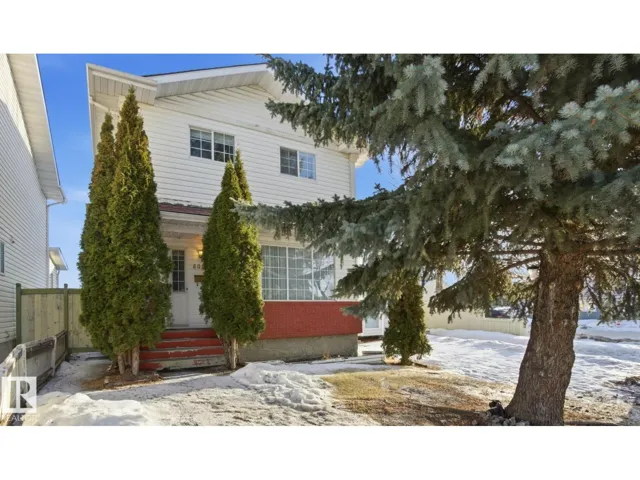 8006 15A AV NW, Edmonton, Alberta T6K4E3