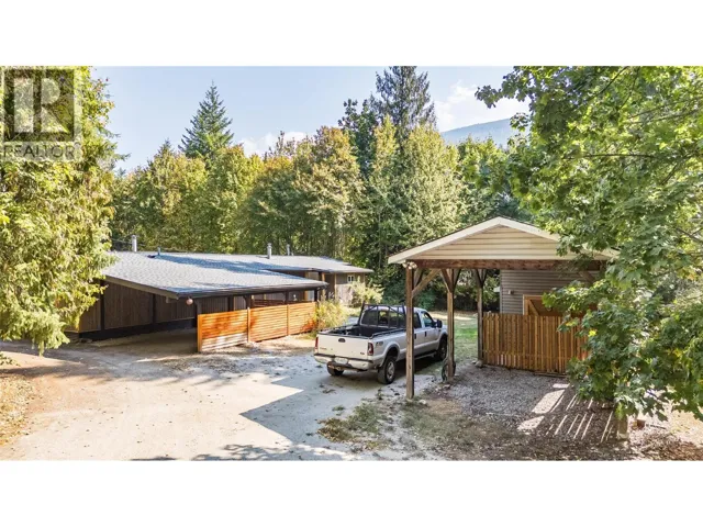 2806 3A Highway, Nelson, British Columbia V1L6L9