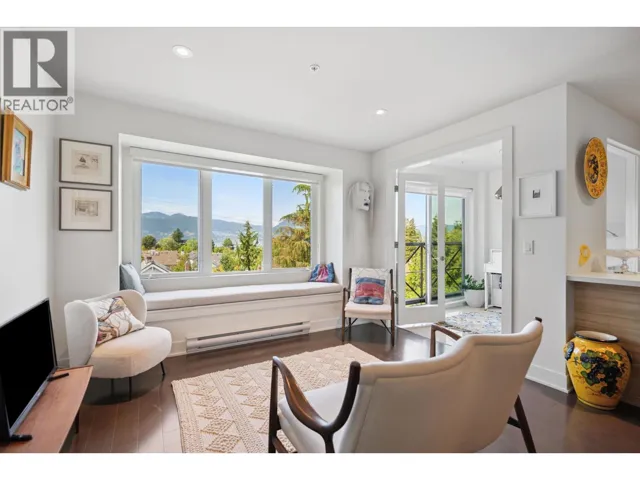 306 4463 W 10TH AVENUE, Vancouver, British Columbia V6R2H8