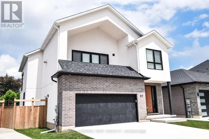 82 IVY CRESCENT, Thorold (Confederation Heights), Ontario L2V0J9
