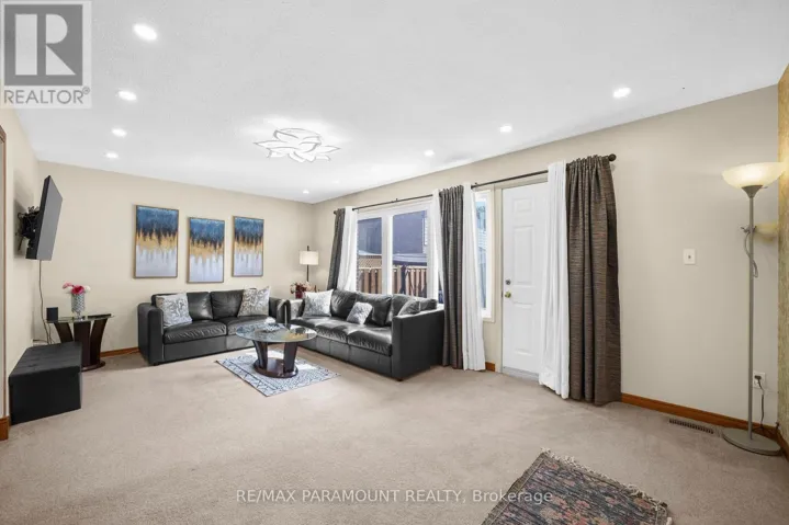 4 - 85 ALBRIGHT ROAD, Hamilton (Vincent), Ontario L8K6H1