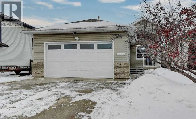 8226 115A Street, Grande Prairie, Alberta T8V2R2