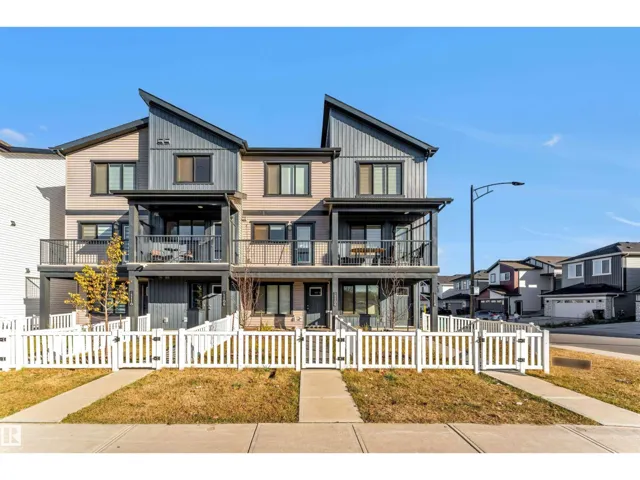 1106 ASTER BV NW, Edmonton, Alberta T6T2V2