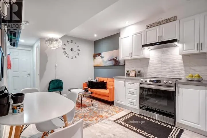 BSMT 25 DUNCANNON DRIVE, Toronto (Forest Hill South), Ontario M5P2L9