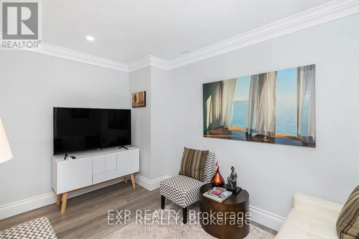 2 - 5858 FERRY STREET, Niagara Falls (Dorchester), Ontario L2G1S9