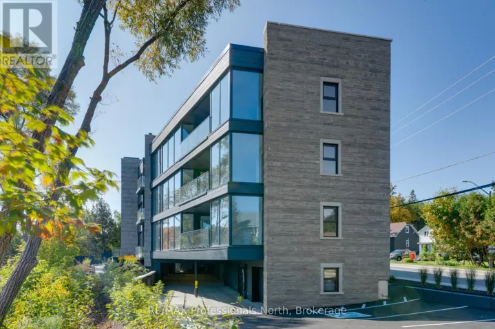 203 - 32 BRUNEL ROAD, Huntsville (Chaffey), Ontario P1H1P5