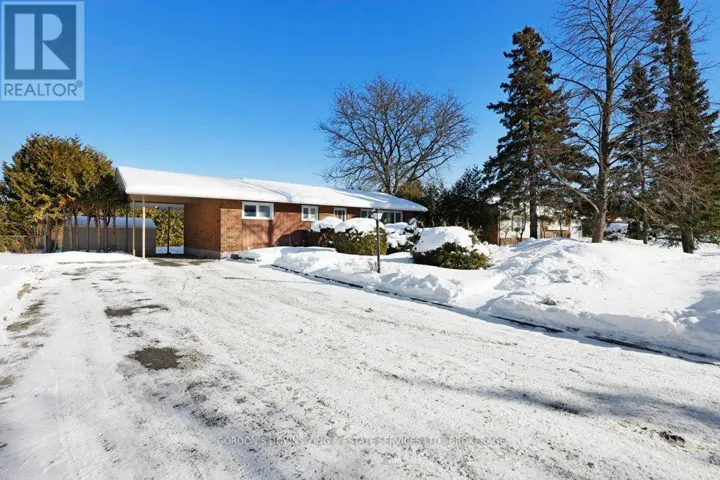 7 ATTWOOD CRESCENT, Ottawa, Ontario K2E5B1