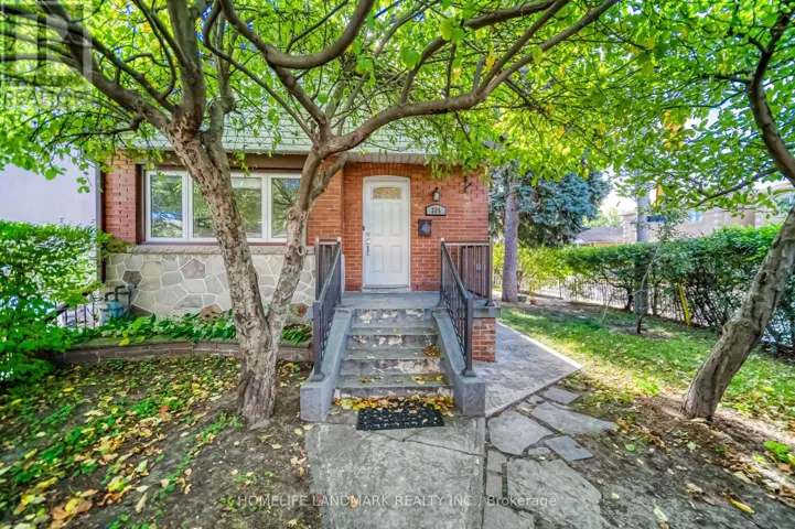 MAIN FLOOR - 335 COSBURN AVENUE, Toronto (Danforth Village-East York), Ontario M4J2N2