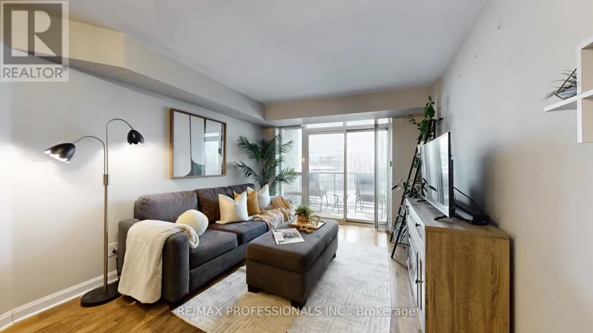 305 - 1 MICHAEL POWER PLACE, Toronto (Islington-City Centre West), Ontario M9A0A1