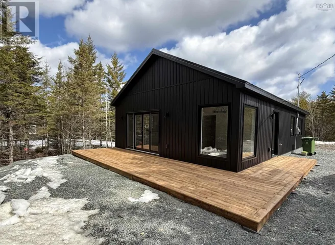 276 Lakewood Court, East Uniacke, Nova Scotia B0J1Z0