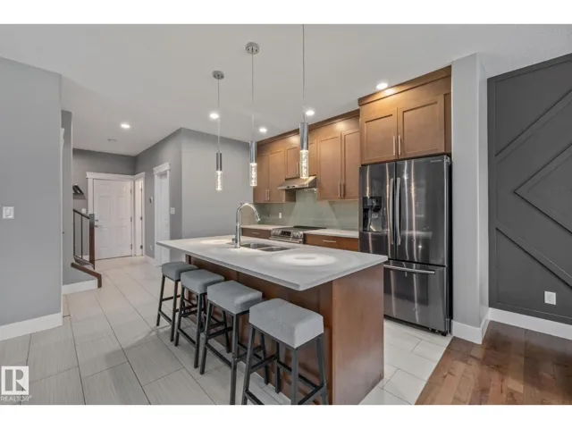 16807 60 ST NW, Edmonton, Alberta T5Y3S6
