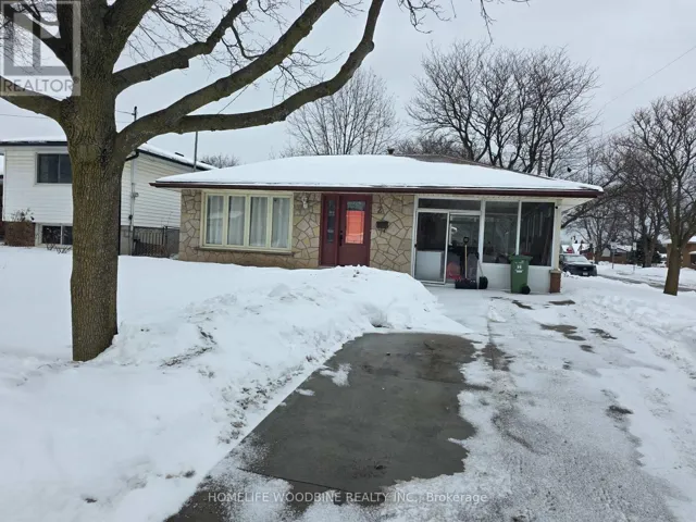 2 RIDEAU CRESCENT, Hamilton (Lisgar), Ontario L8T2S9