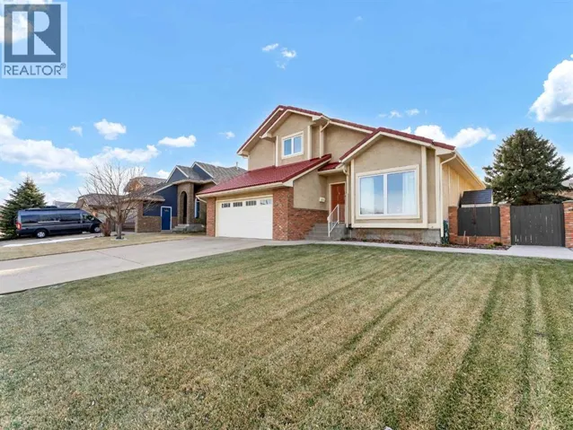 11 Taylor Crescent SE, Medicine Hat, Alberta T1B3X5
