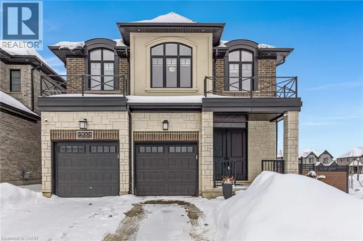 900 PONDCLIFFE Drive, Kitchener, Ontario N2R0M4