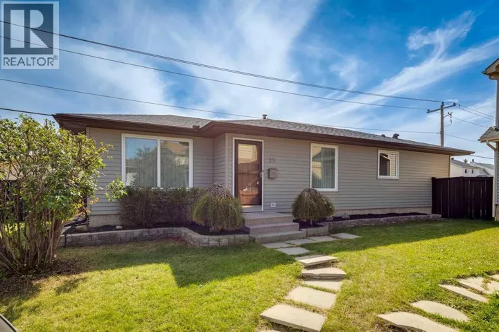 23 Erin Grove Court SE, Calgary, Alberta T2B3A8